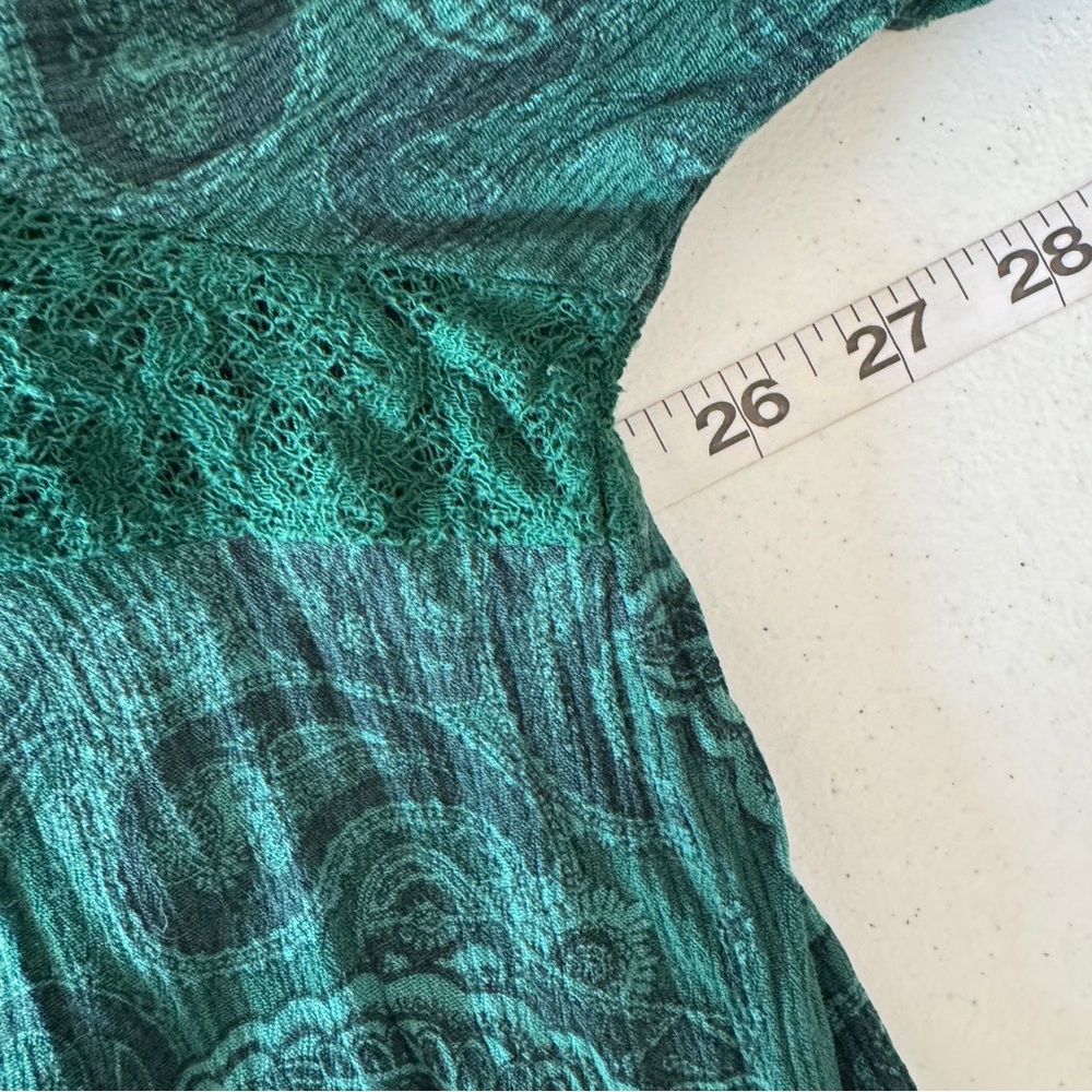 Mason & Belle - Tempesta Lace Detail Three Quarter Sleeve Top - Green - 3x - Picture 11 of 13